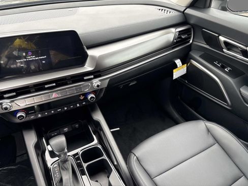 New 2025 Kia Telluride LX image 14