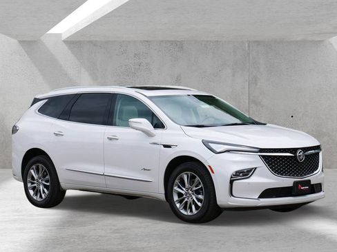 Used 2024 Buick Enclave Avenir w/ Avenir Technology Package AWD/4WD image 1