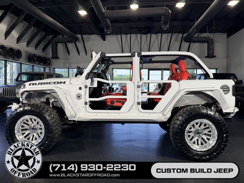 Used 2025 Jeep Wrangler Unlimited Rubicon AWD/4WD image 17
