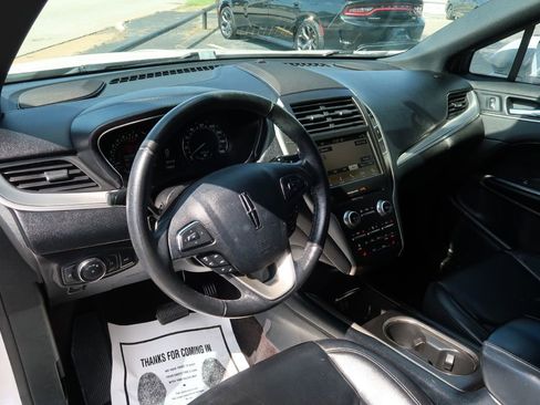 Used 2019 Lincoln MKC Premiere image 6