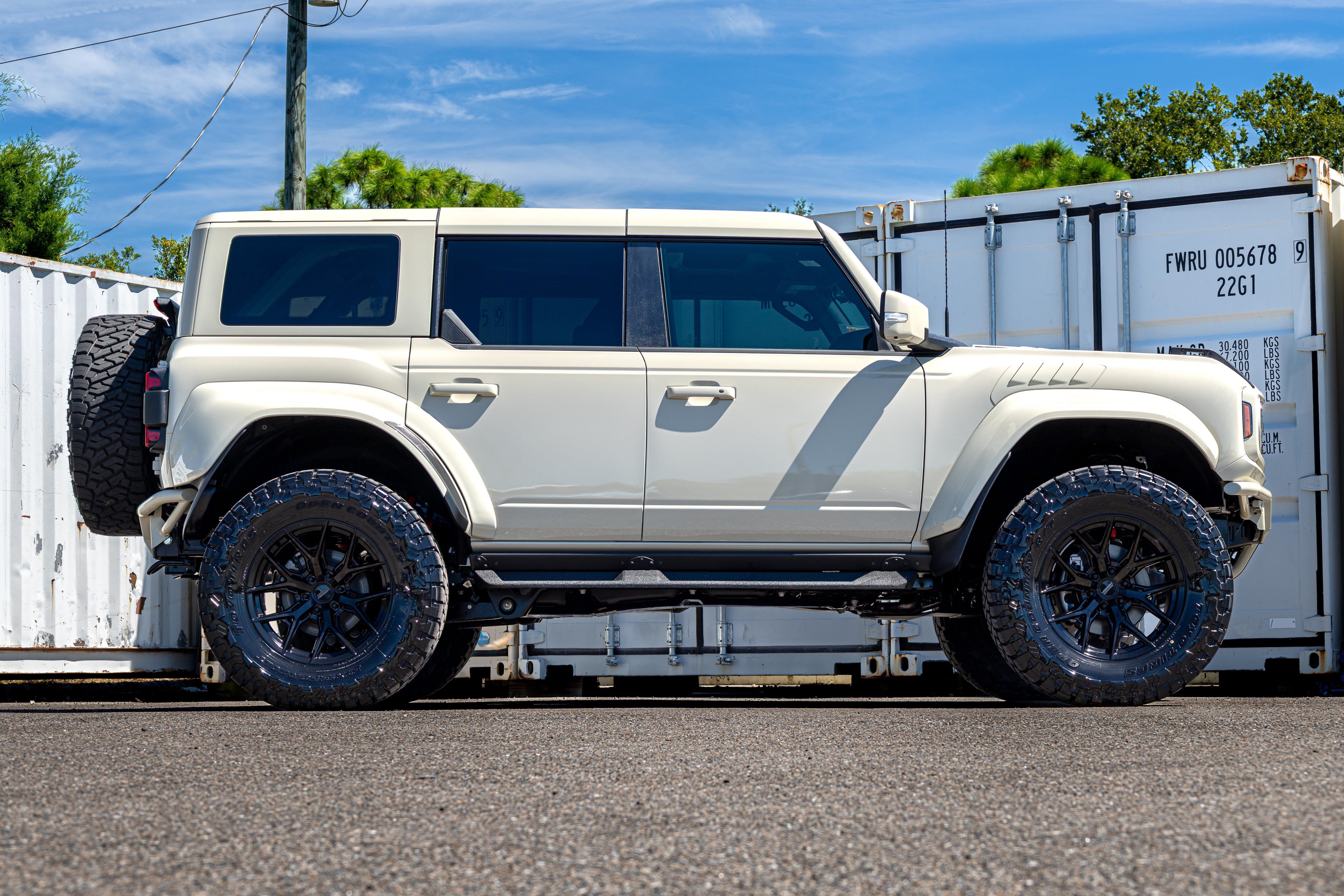New 2026 Ford Bronco Raptor AWD/4WD image 3