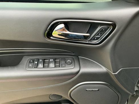 Used 2022 Dodge Durango R/T RWD image 15