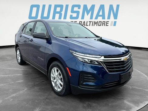 Used 2023 Chevrolet Equinox LS FWD image 1