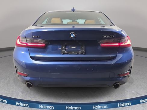 Used 2022 BMW 330i xDrive 330i xDrive w/ Driving Assistance Package image 7