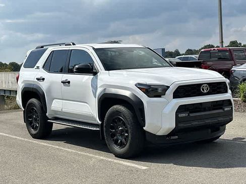 Used 2025 Toyota 4Runner TRD Off-Road AWD/4WD image 29