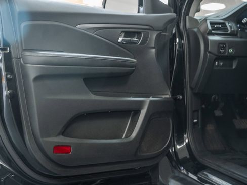 Used 2017 Honda Ridgeline RTL-T image 42