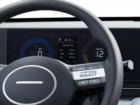 New 2026 Hyundai Kona SE image 14