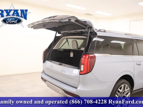 New 2025 Ford Expedition Max Platinum w/ Platinum Ultimate Package image 4