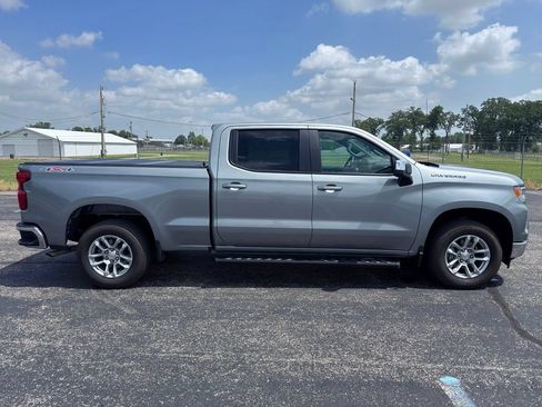 Used 2025 Chevrolet Silverado 1500 LT AWD/4WD image 14
