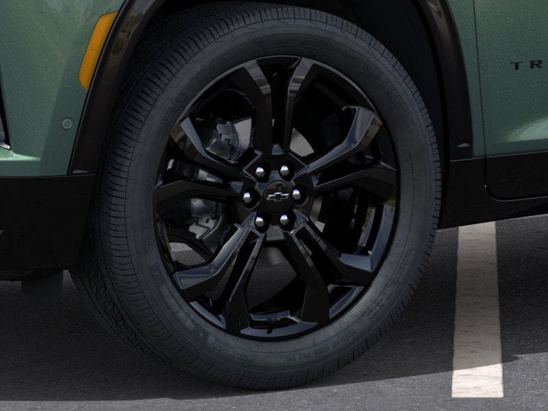 New 2027 Chevrolet Traverse RS w/ LPO, Floor Liner Package FWD image 9