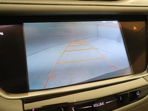 Used 2017 Cadillac XT5 Luxury w/ Driver Awareness Package image 16