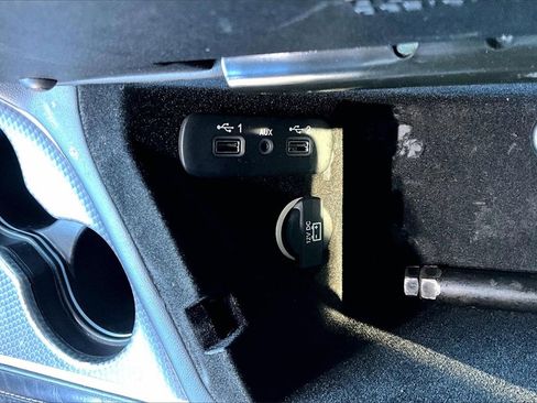 Used 2017 Dodge Challenger SRT Hellcat image 32