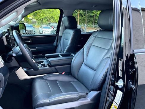 Used 2022 Toyota Tundra SR5 w/ SR5 Premium Package AWD/4WD image 8