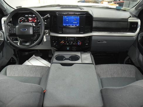 Used 2024 Ford F550 4x4 Crew Cab Super Duty w/ XLT Value Package image 20