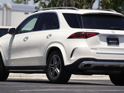 Used 2021 Mercedes-Benz GLE 350 image 3