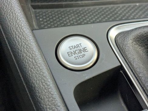 New 2026 Volkswagen Jetta SE image 32