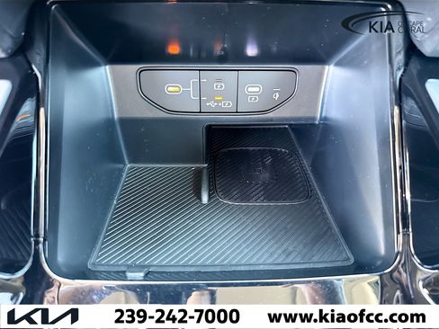 New 2026 Kia Sorento SX image 33