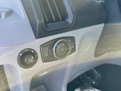 Used 2019 Ford Transit 250 138 RWD image 16
