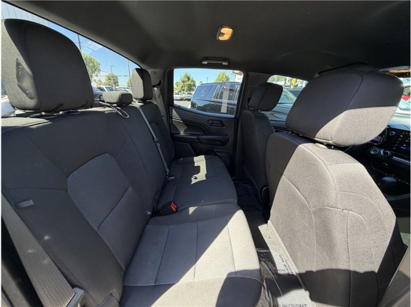 Used 2023 Chevrolet Colorado W/T RWD image 27