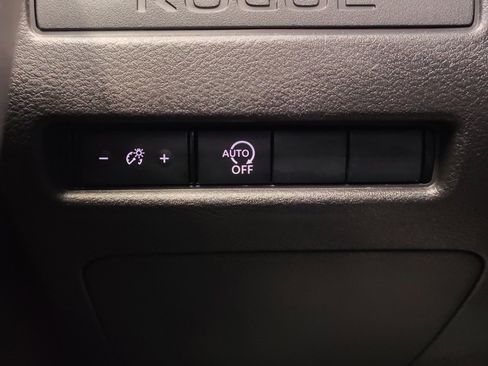 Certified 2024 Nissan Rogue S FWD image 26