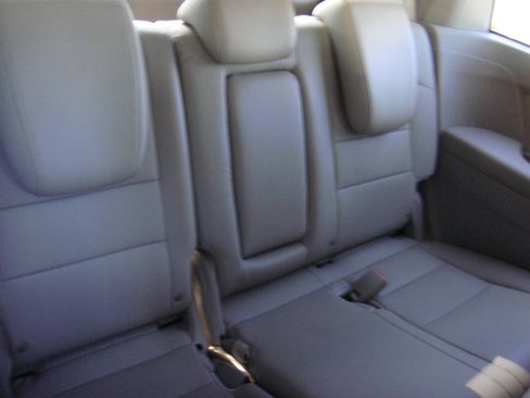 Used 2012 Honda Odyssey Touring image 9