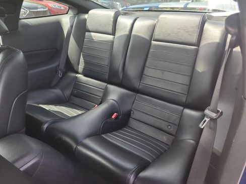 Used 2007 Ford Mustang GT RWD image 13