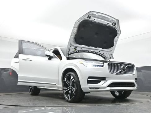 Used 2024 Volvo XC90 B6 Ultimate w/ Protection Package Premier AWD/4WD image 56