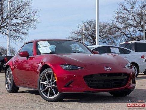 Used 2022 MAZDA MX-5 Miata RF Grand Touring image 1