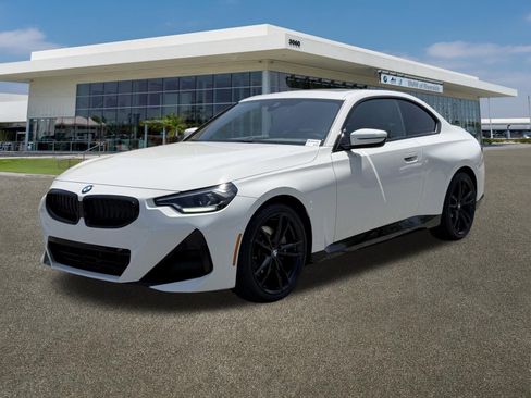 Certified 2024 BMW 230i xDrive Coupe w/ M Sport Package AWD/4WD image 6