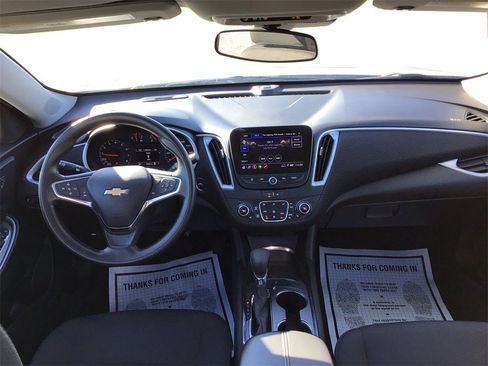 Used 2023 Chevrolet Malibu LT image 23