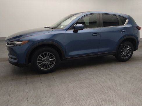 Used 2017 MAZDA CX-5 Touring image 2