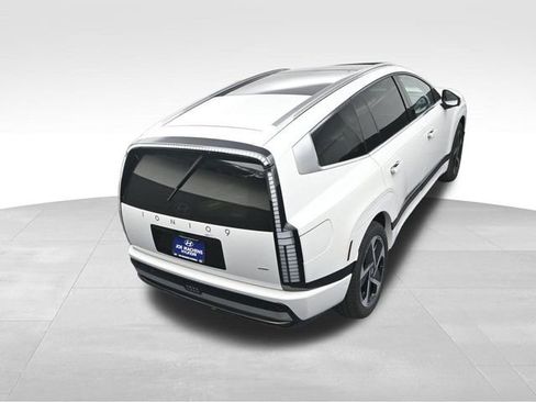 New 2026 Hyundai Ioniq 9 Calligraphy image 30