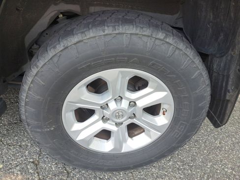 Used 2015 Toyota 4Runner SR5 Premium AWD/4WD image 23