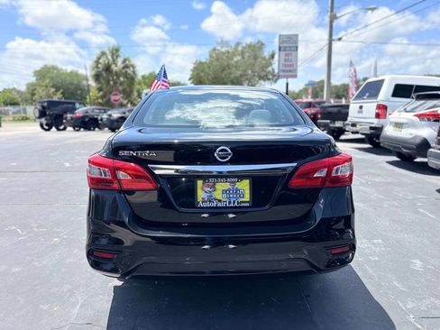 Used 2019 Nissan Sentra S FWD image 5