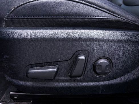 Certified 2022 Kia Seltos EX image 20