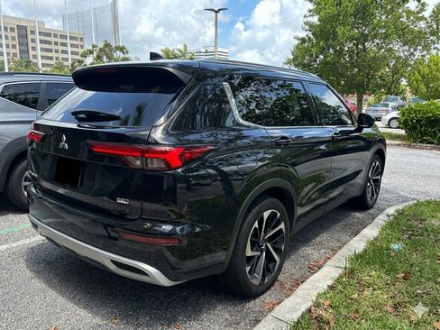 Used 2022 Mitsubishi Outlander SEL FWD image 2