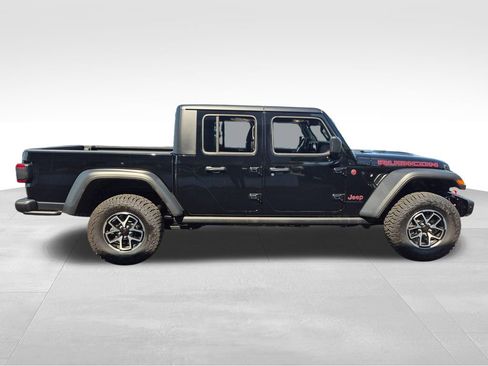 Used 2025 Jeep Gladiator Rubicon w/ Safety Group AWD/4WD image 9