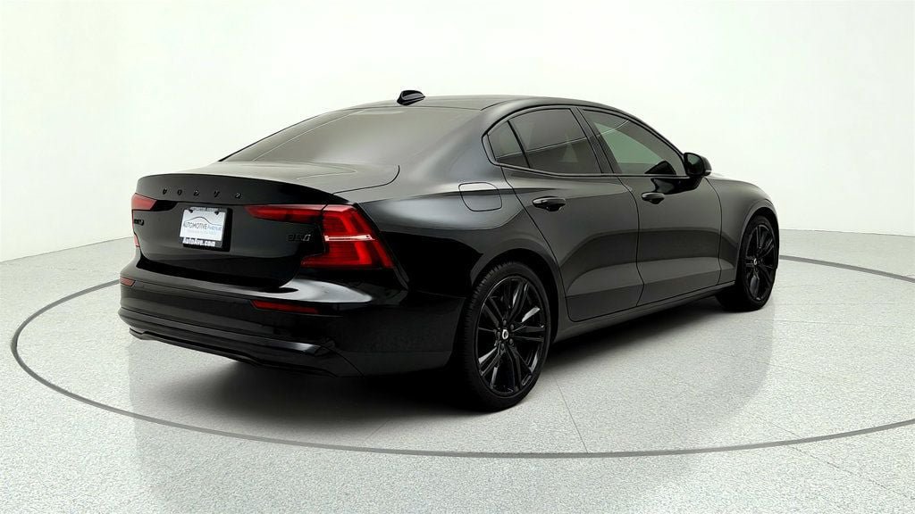 Used 2024 Volvo S60 B5 Plus w/ Climate Package AWD/4WD image 5
