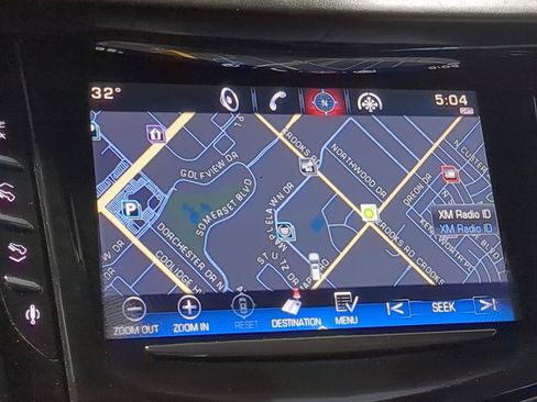 Used 2015 Cadillac Escalade Platinum image 44