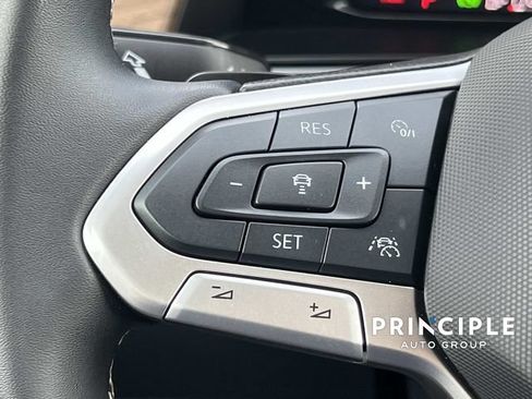 Used 2026 Volkswagen Atlas SE FWD image 20