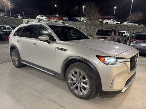 Used 2025 MAZDA CX-90 3.3 Turbo w/ Premium Plus Pkg image 3