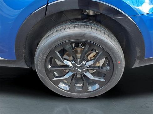 Used 2023 Kia Sorento SX image 5