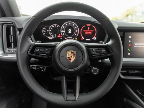 New 2026 Porsche Cayenne image 28