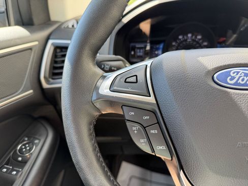 Used 2024 Ford Edge SEL w/ Convenience Package AWD/4WD image 19