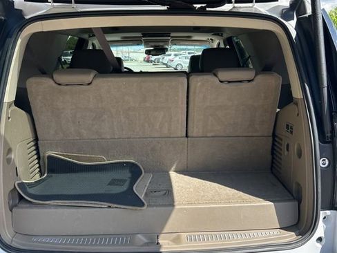 Used 2017 GMC Yukon SLT w/ Open Road Package image 9