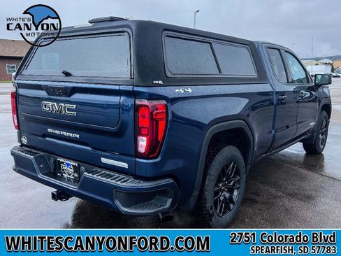 Used 2022 GMC Sierra 1500 Elevation w/ LPO, Elevation Black Package AWD/4WD image 10