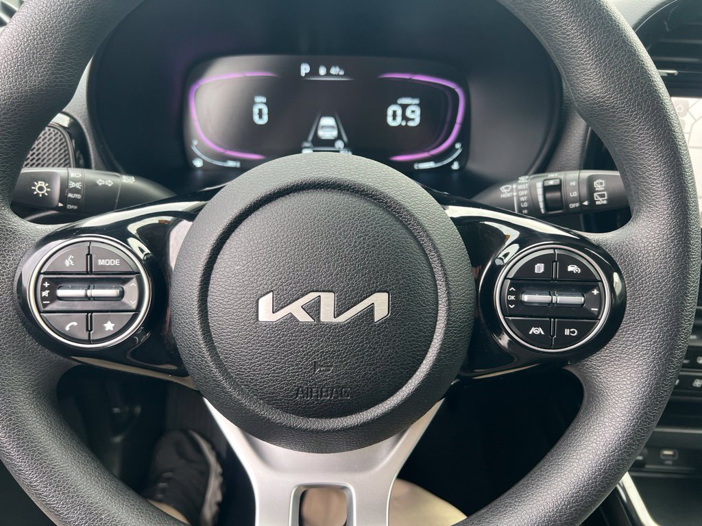 Certified 2023 Kia Soul S FWD image 55