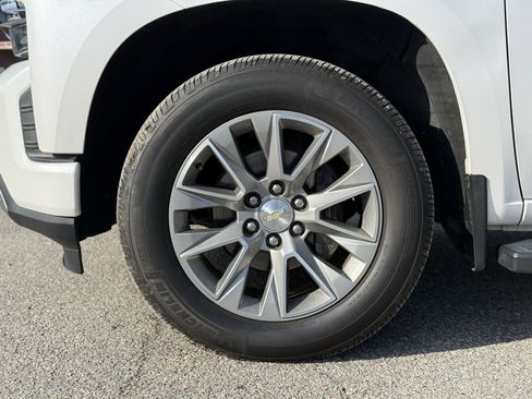 Used 2020 Chevrolet Silverado 1500 High Country w/ Technology Package image 5