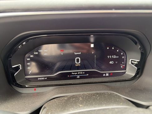 Used 2023 GMC Yukon Denali Ultimate image 10