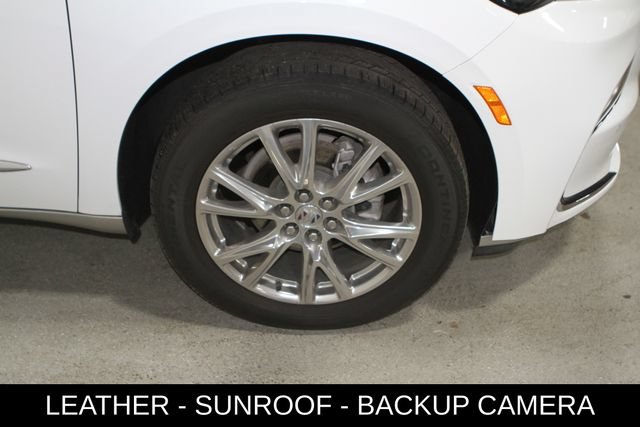Used 2023 Buick Enclave Essence w/ Experience Buick Package FWD image 6
